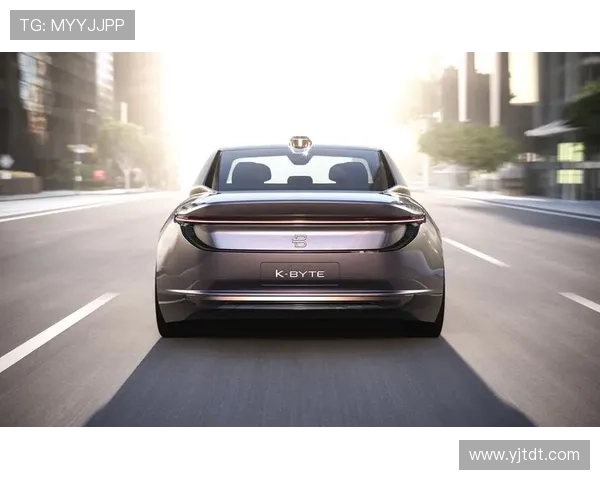 维斯塔潘再创纪录红牛车队稳居榜首新赛季竞争格局愈发激烈