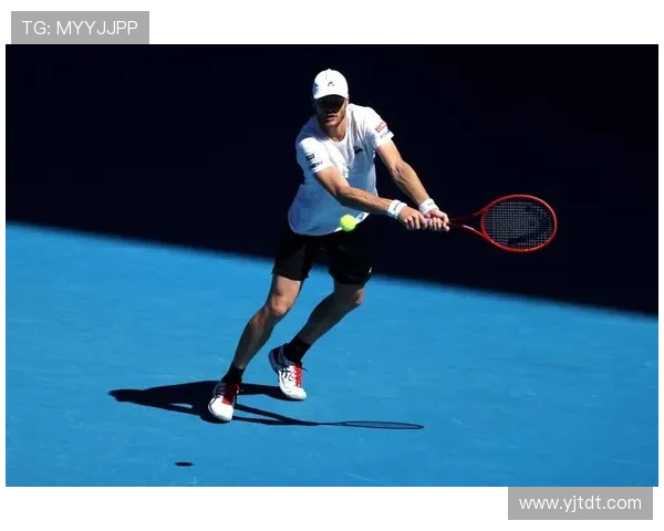 网球大师赛精彩对决落幕 纳达尔强势晋级四强再创佳绩