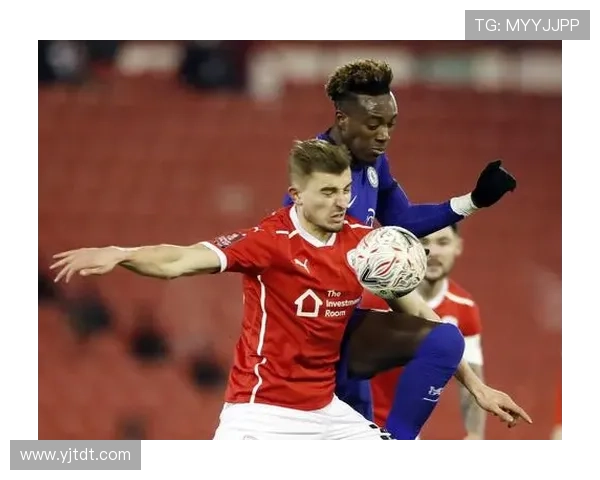 巴恩斯利足球俱乐部历史辉煌与发展轨迹解析